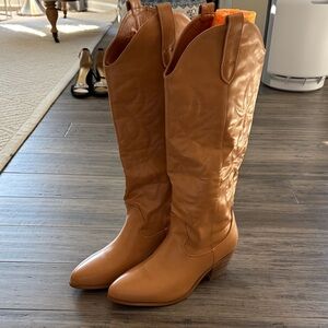 Tan Leather Women's Cowboy Boots